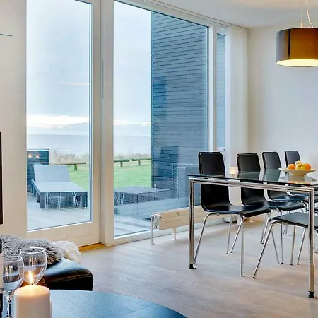 8 Person In Hadsund-by Traum